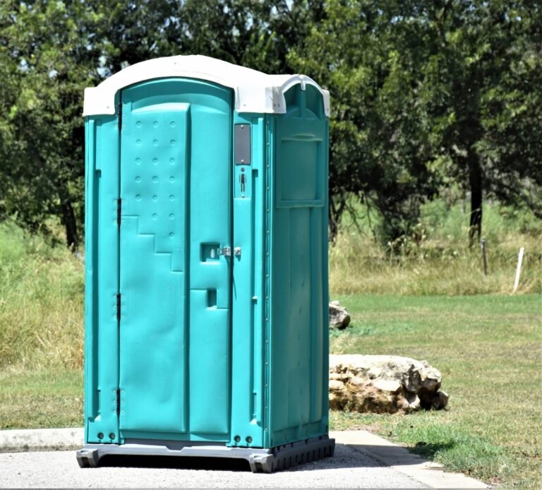 portable toilet 6600890 1